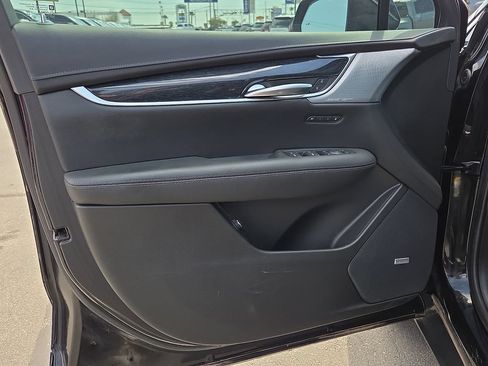 Used 2023 Cadillac XT5 Premium Luxury w/ Technology Package FWD image 13