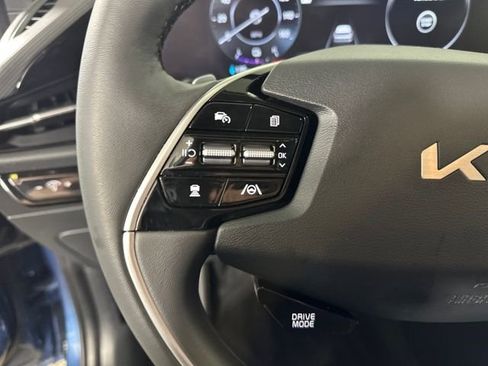 Used 2025 Kia Niro Wind w/ Wind Preserve Package image 15