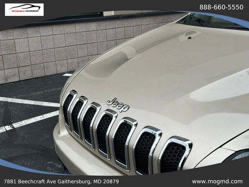 Used 2014 Jeep Cherokee Sport image 13