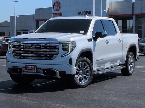 Used 2023 GMC Sierra 1500 Denali AWD/4WD image 2