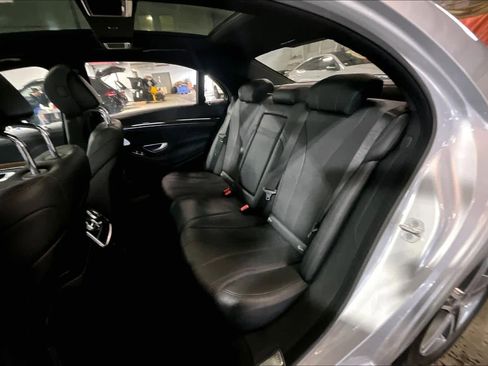 Used 2016 Mercedes-Benz S 550 4MATIC Sedan image 32