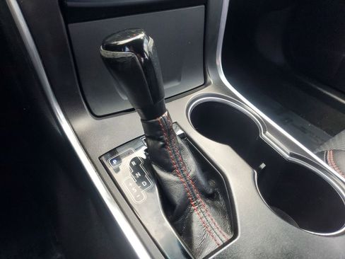 Used 2017 Toyota Camry SE image 28