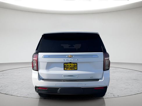 Used 2022 Chevrolet Tahoe LT w/ Luxury Package AWD/4WD image 4