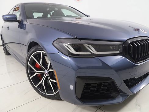 Used 2023 BMW M550i xDrive w/ Executive Package image 21