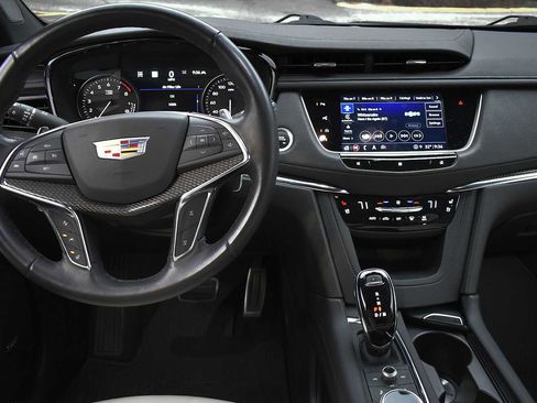 Used 2021 Cadillac XT5 Sportv image 14