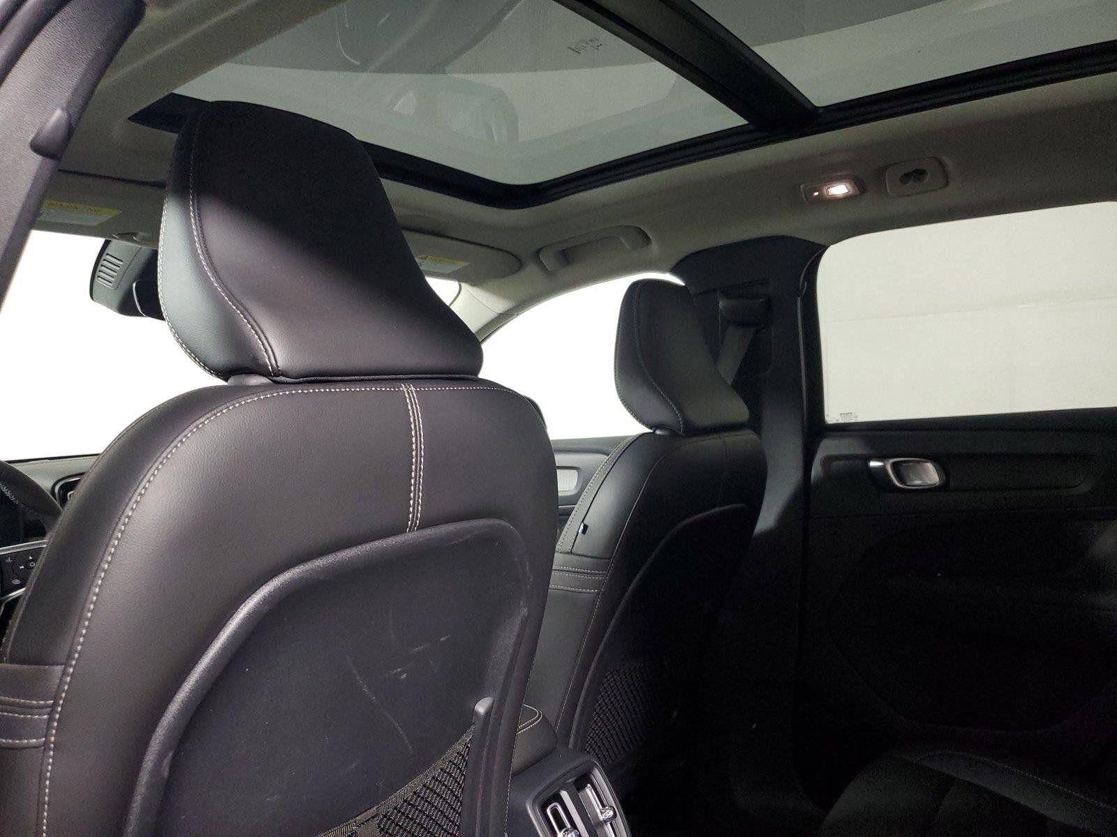 Used 2024 Volvo XC40 B5 Ultimate w/ Protection Package Premier AWD/4WD image 14