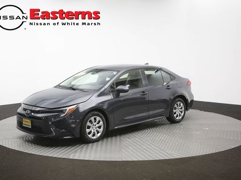 Used 2023 Toyota Corolla LE w/ Carpet Mat Package (TMS) FWD image 87