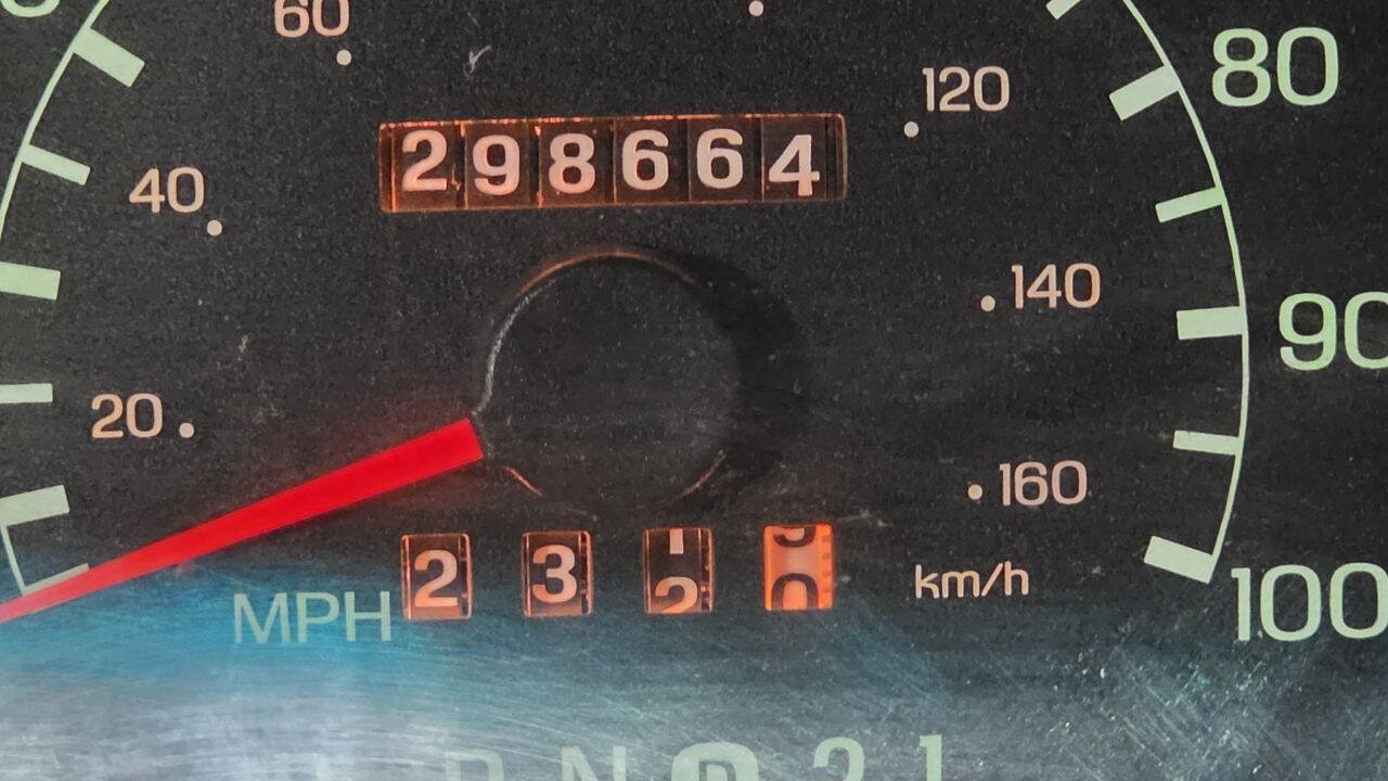 Used 2000 Ford F250 XLT RWD image 34