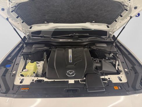 Used 2024 MAZDA CX-90 Plug-In Hybrid w/ Premium Pkg image 5