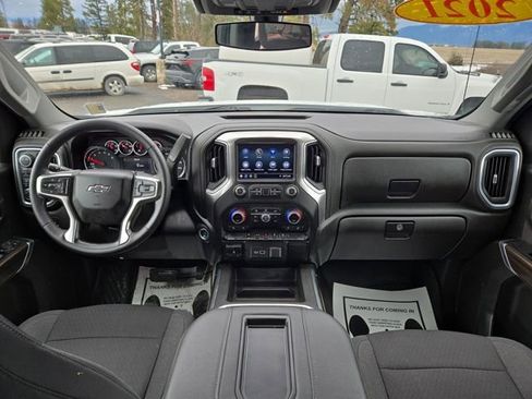 Used 2021 Chevrolet Silverado 1500 RST image 3