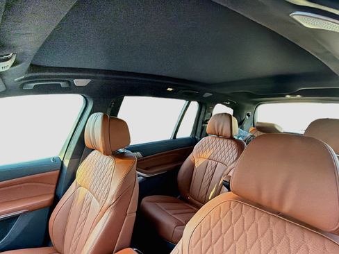 New 2026 BMW ALPINA XB7 AWD/4WD image 30
