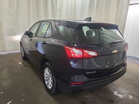 Used 2020 Chevrolet Equinox LS image 3