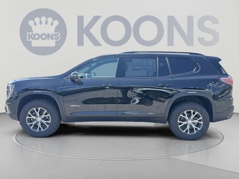 New 2026 GMC Acadia AT4 w/ Luxury Package AWD/4WD image 2