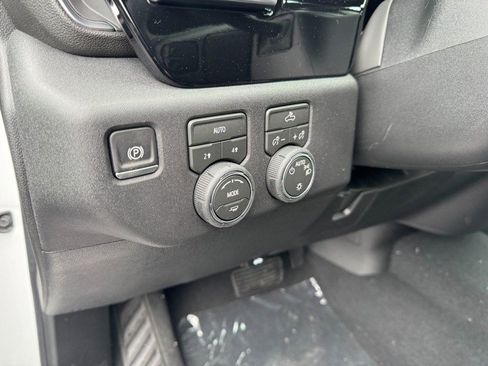 New 2026 Chevrolet Silverado 1500 LT AWD/4WD image 11