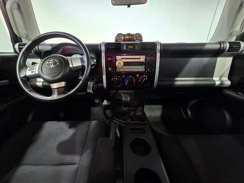 Used 2007 Toyota FJ Cruiser 4WD image 14