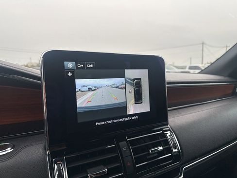 Used 2019 Lincoln Navigator L Reserve image 39