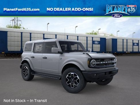 New 2026 Ford Bronco Outer Banks AWD/4WD image 1