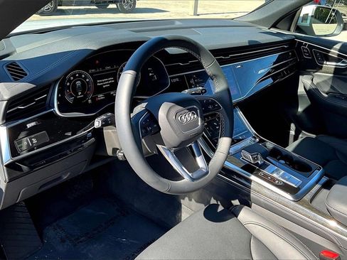 Certified 2025 Audi Q8 Prestige w/ Prestige Package image 14