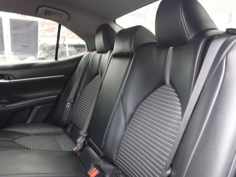 Certified 2022 Toyota Camry SE FWD image 28