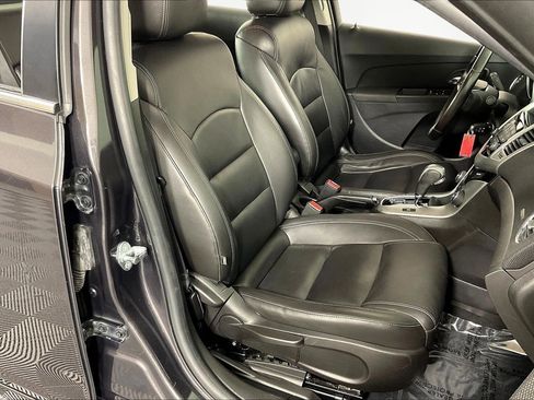 Used 2015 Chevrolet Cruze LT image 28