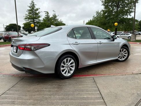 Used 2024 Toyota Camry LE image 6