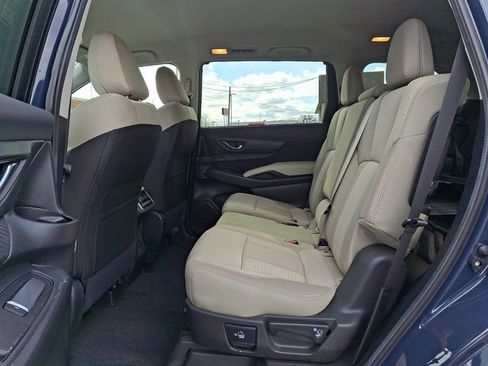 Used 2024 Subaru Ascent Premium w/ Convenience Package image 10
