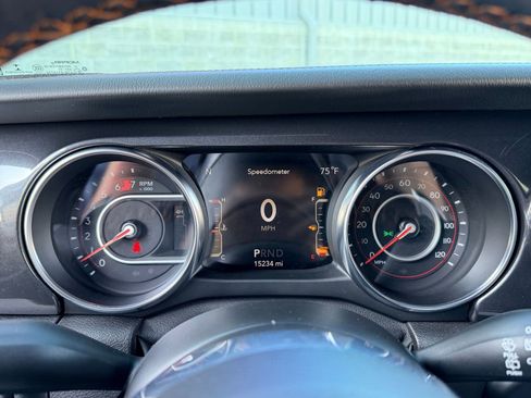 Used 2021 Jeep Wrangler Unlimited Rubicon w/ Trailer Tow Package image 46