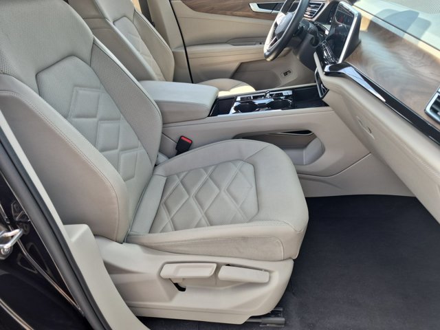 Used 2025 Volkswagen Atlas SE FWD image 28