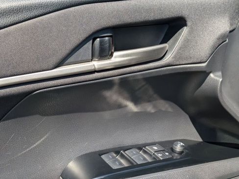 Used 2025 Toyota Camry LE image 13