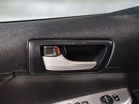 Used 2014 Toyota Camry SE FWD image 27