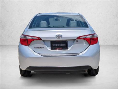 Used 2016 Toyota Corolla L FWD image 6