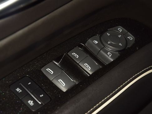 Used 2023 Cadillac Escalade Sport Platinum w/ LPO, ONYX Package AWD/4WD image 50