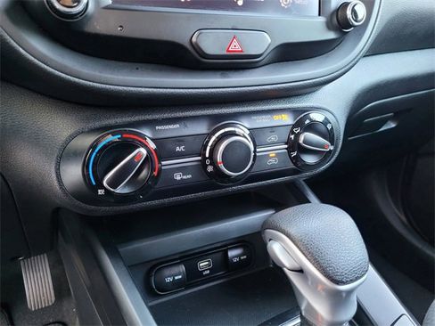 Certified 2023 Kia Soul LX w/ Option Group 015 image 21