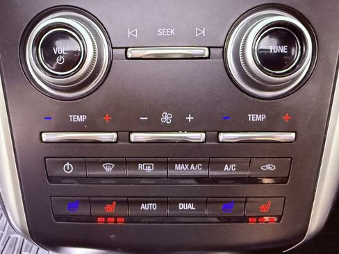 Used 2017 Lincoln MKC Reserve w/ Lincoln MKC Climate Package image 16