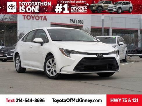 Used 2024 Toyota Corolla LE image 1