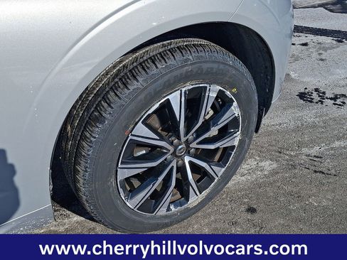Certified 2023 Volvo XC60 B5 Core w/ Climate Package image 9