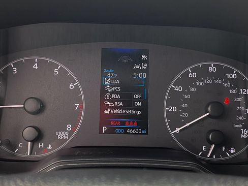 Used 2025 Toyota Corolla LE FWD image 24