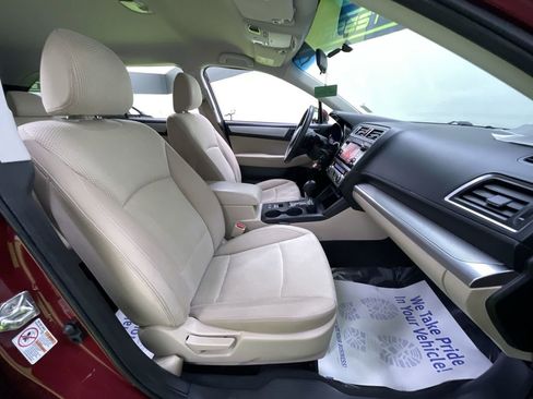 Used 2016 Subaru Outback 2.5i Premium image 29