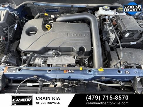 Used 2024 GMC Terrain SLE w/ Driver Convenience Package image 33