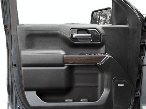 Used 2020 Chevrolet Silverado 1500 LT Trail Boss AWD/4WD image 14