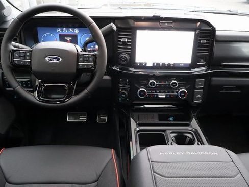 New 2026 Ford F250 Lariat w/ Black Appearance Package AWD/4WD image 6