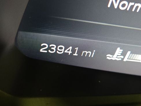 Certified 2021 Cadillac CT4 Sport w/ Technology Package image 18