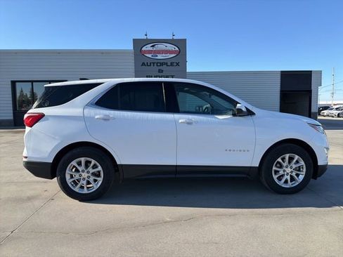 Used 2020 Chevrolet Equinox LT w/ Driver Convenience Package image 1