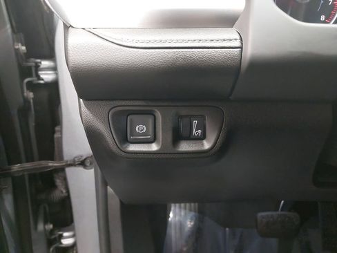 Used 2023 GMC Acadia SLE w/ Driver Convenience Package image 28