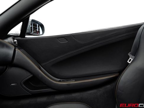 Used 2016 McLaren 675LT Spider RWD image 29