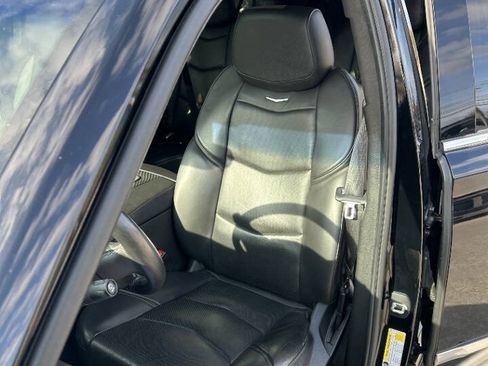 Used 2020 Cadillac Escalade ESV Platinum image 32