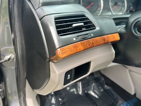 Used 2012 Honda Accord EX image 28