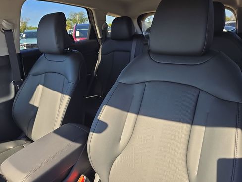 New 2026 Kia Sportage EX image 24