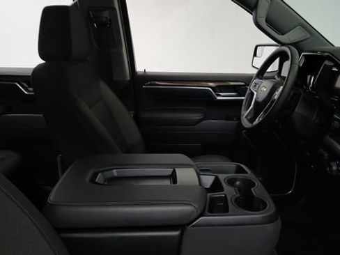 Used 2026 Chevrolet Silverado 1500 LT image 24
