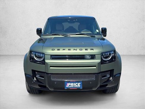 Used 2026 Land Rover Defender 110 X-Dynamic SE AWD/4WD image 2